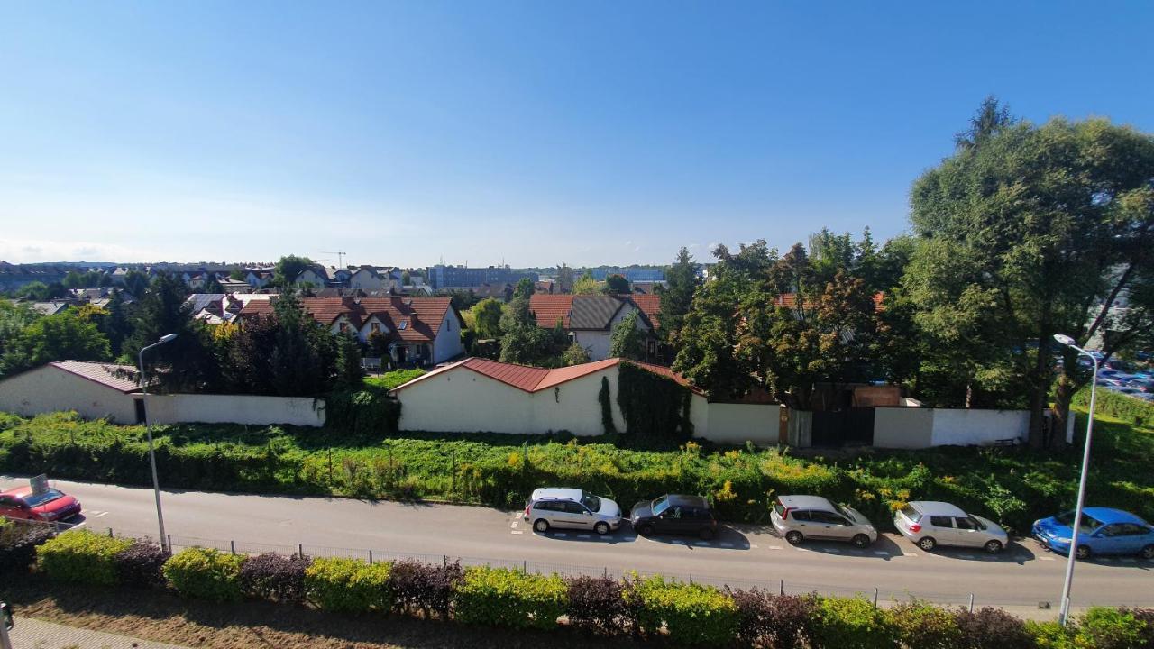 Apartment Between Krakow Bagian luar foto