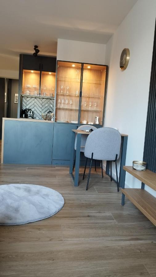 Apartment Between Krakow Bagian luar foto